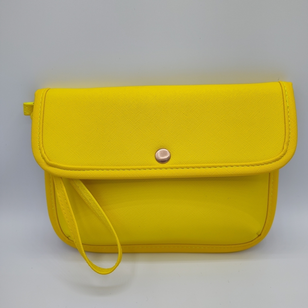 NIP Yellow Wristlet Clutch Purse w/ Twilly Accent Bee Star Print Summer Bag - Picture 3 of 4